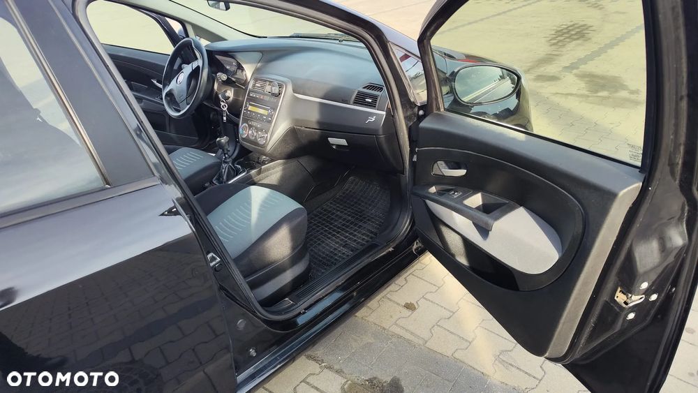 Fiat Grande Punto - 9