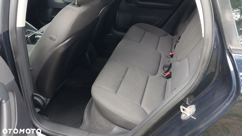 Audi A3 Sportback 1.6 TDI DPF Ambition - 18