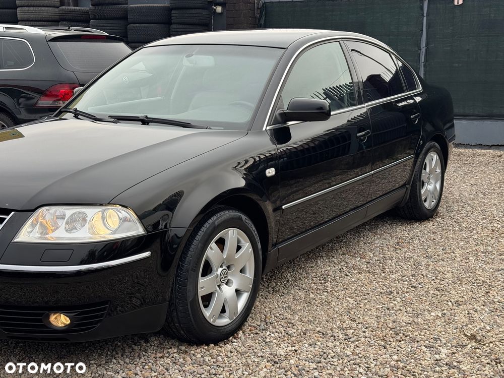 Volkswagen Passat - 4