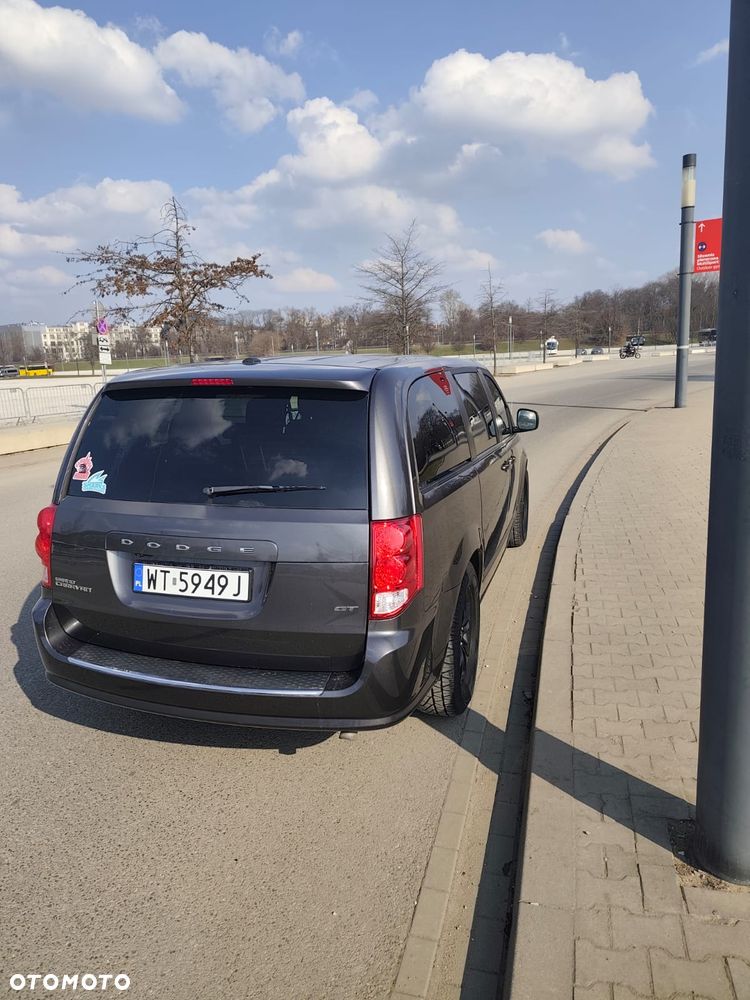 Dodge Grand Caravan 3.6 R/T - 6