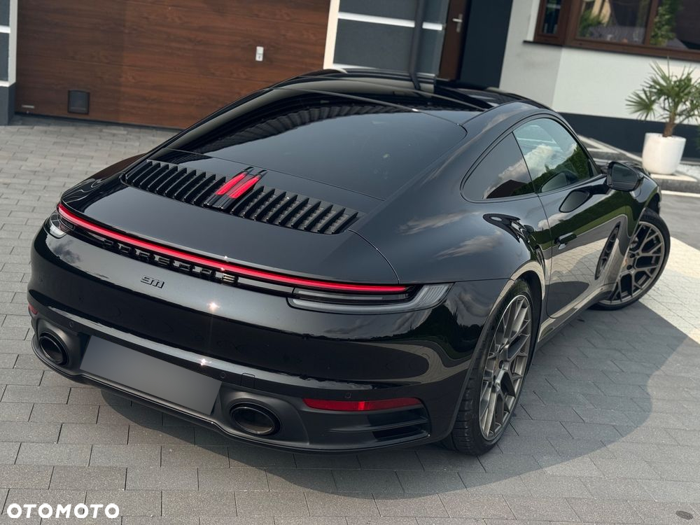 Porsche 911 Carrera 4S - 29