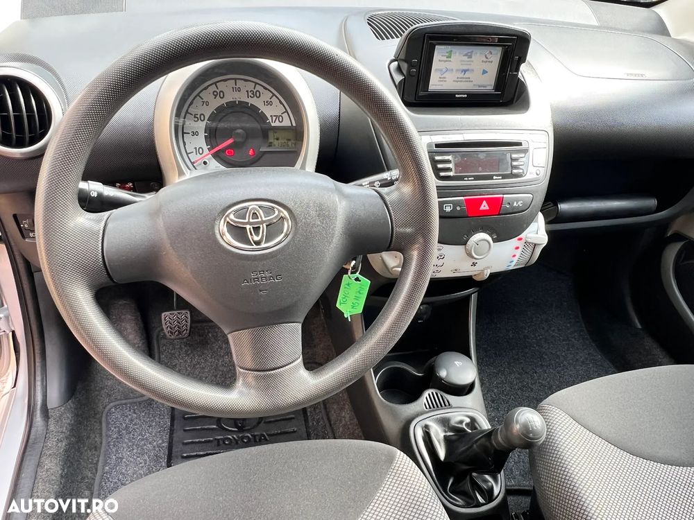 Toyota Aygo 1.0 Terra - 9