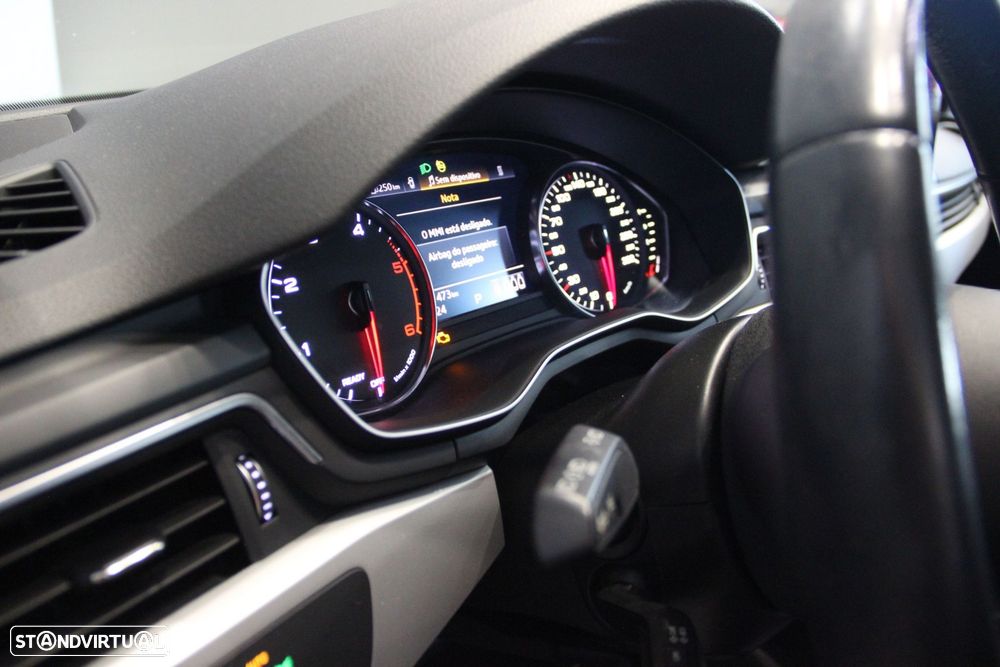 Audi A4 Avant 30 TDI Advanced S tronic - 10