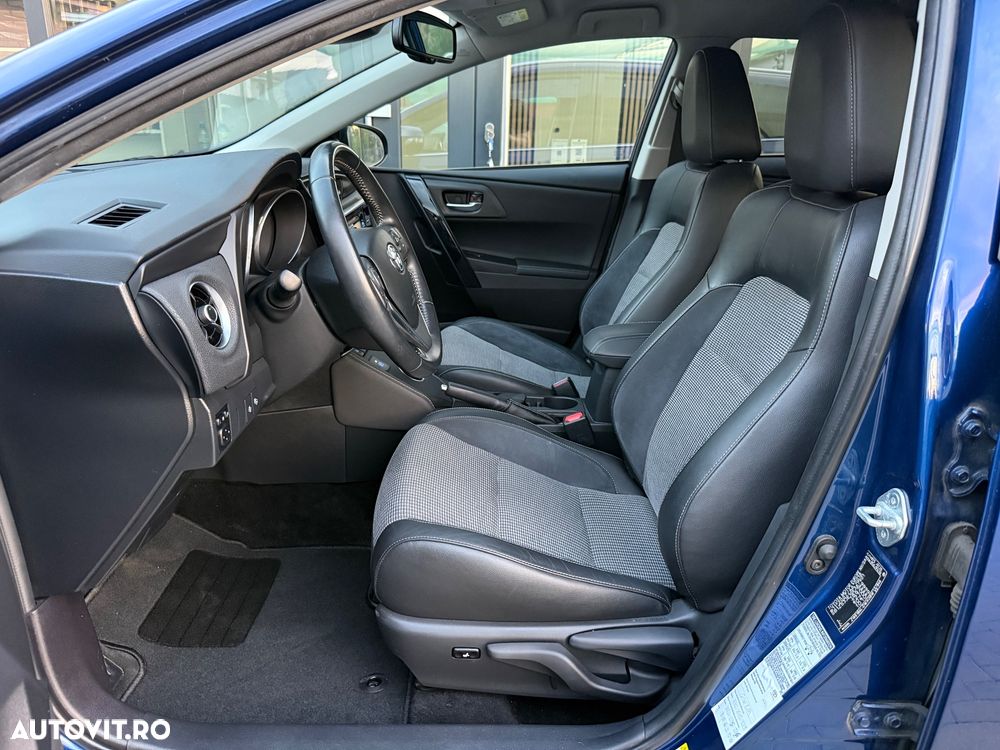 TOYOTA Auris 2017 — imagine 10