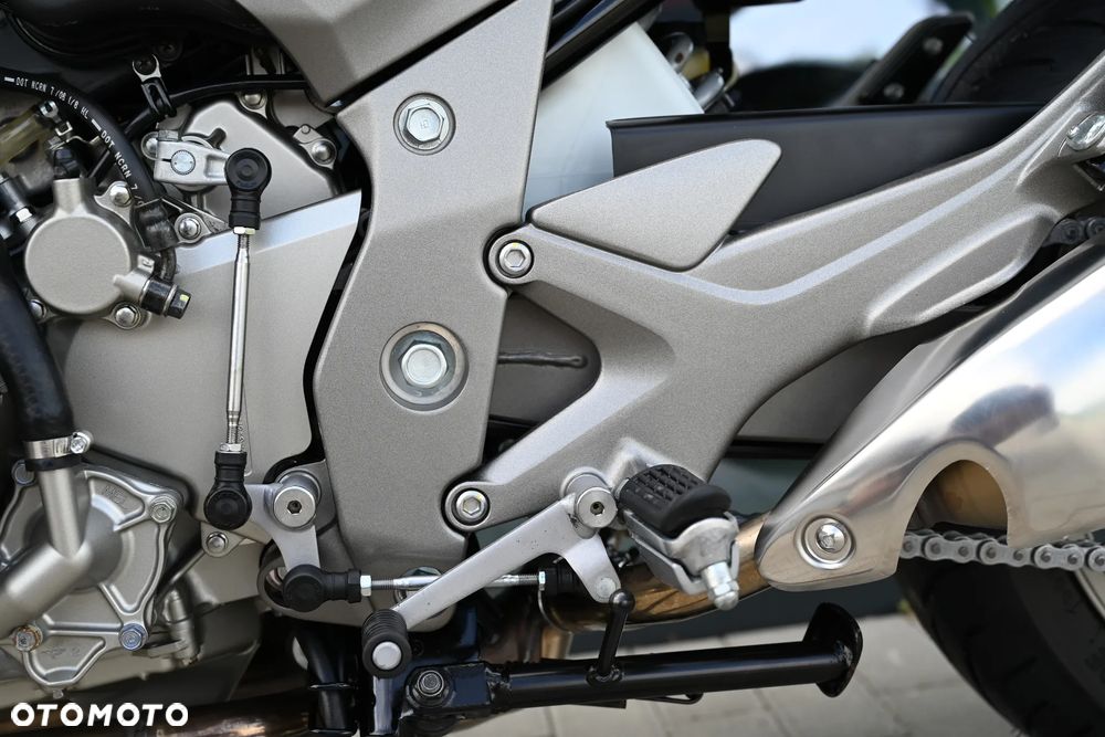 Honda CBF - 26
