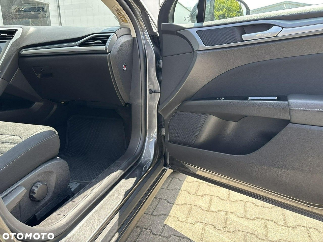 Ford Mondeo - 16