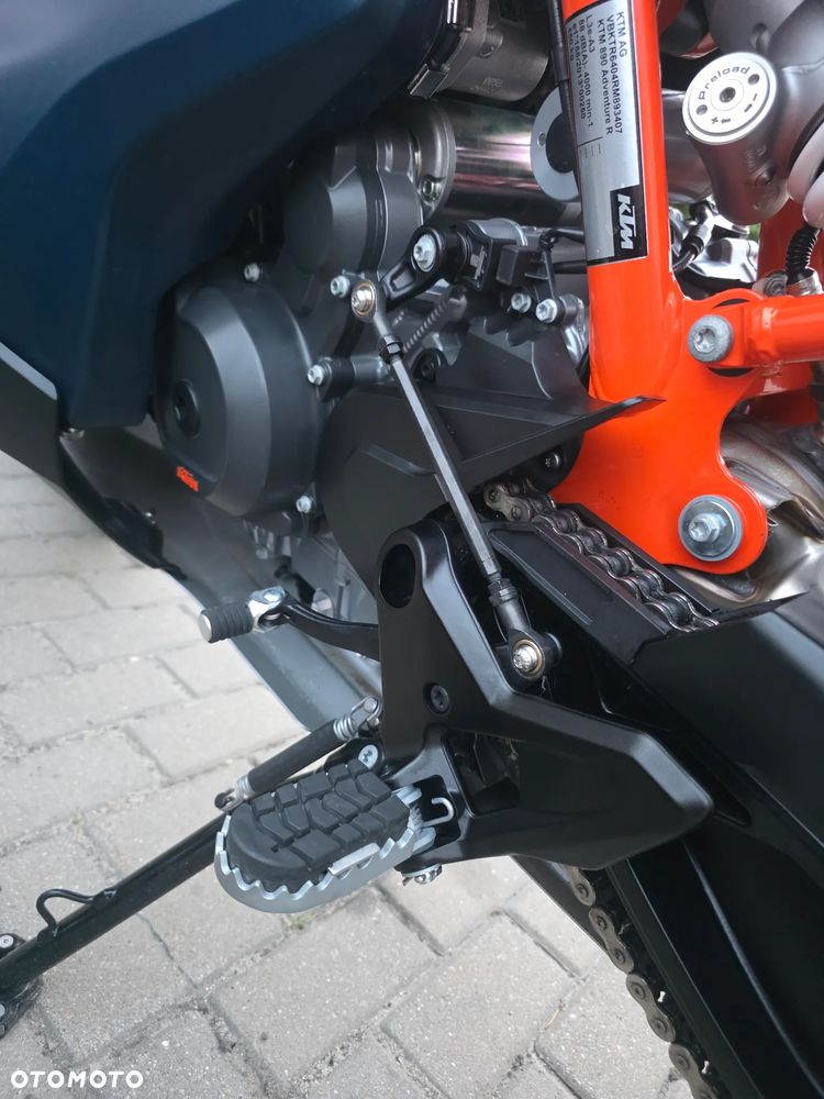 KTM Adventure 890 - 11