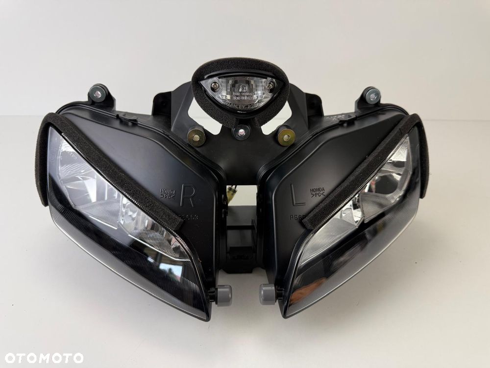 Przednia lampa reflektor Honda CBR 600RR PC37 2003-05 - 3