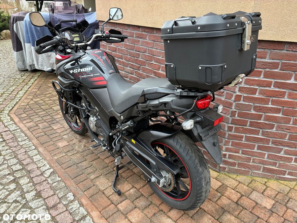 Suzuki V-STROM - 20
