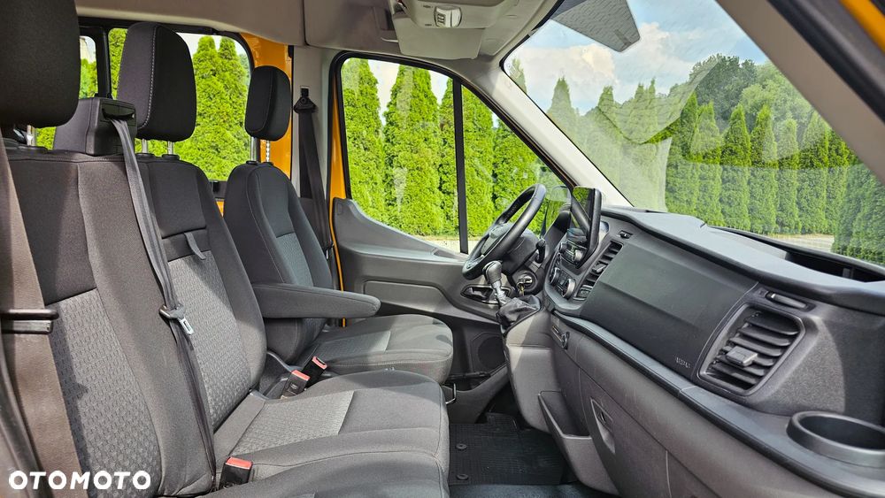 Ford Transit - 18