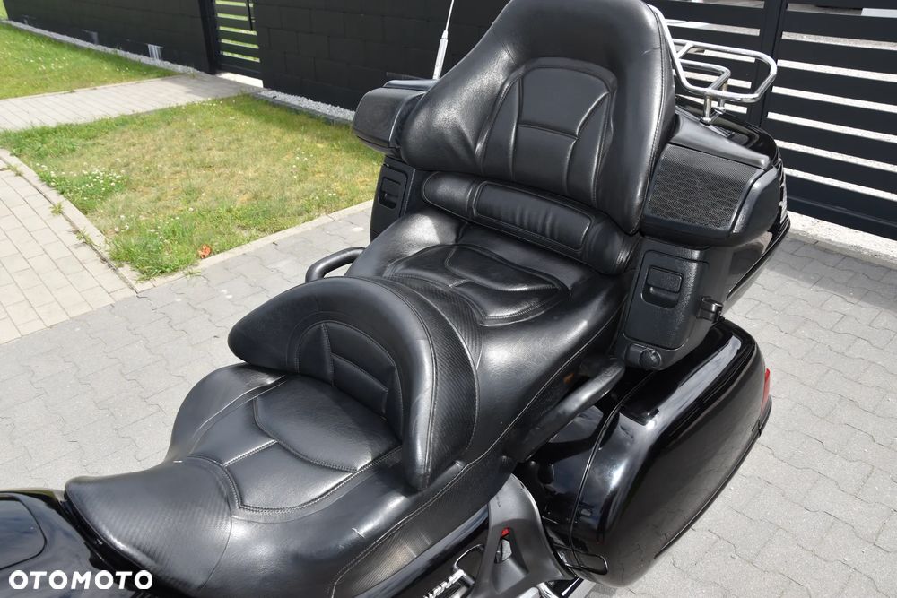 Honda GL - 12