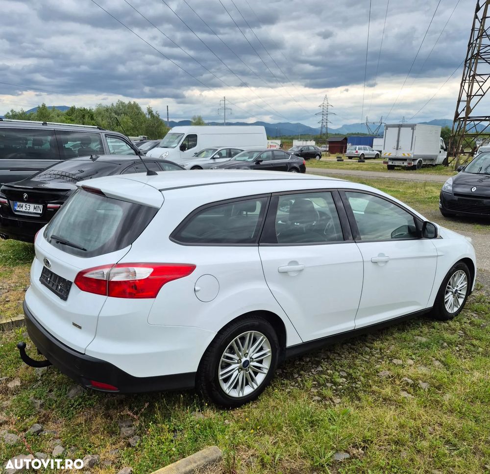Ford Focus 1.6 TDCI DPF Start-Stopp-System Ambiente - 3