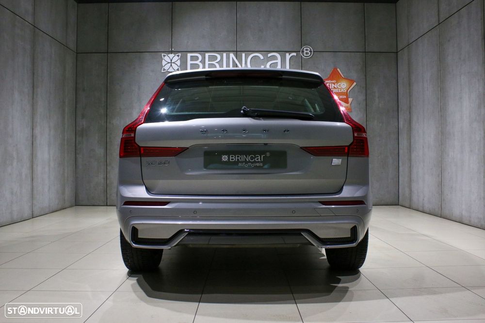 Volvo XC 60 2.0 T6 PHEV Plus Dark AWD — fotografia 34