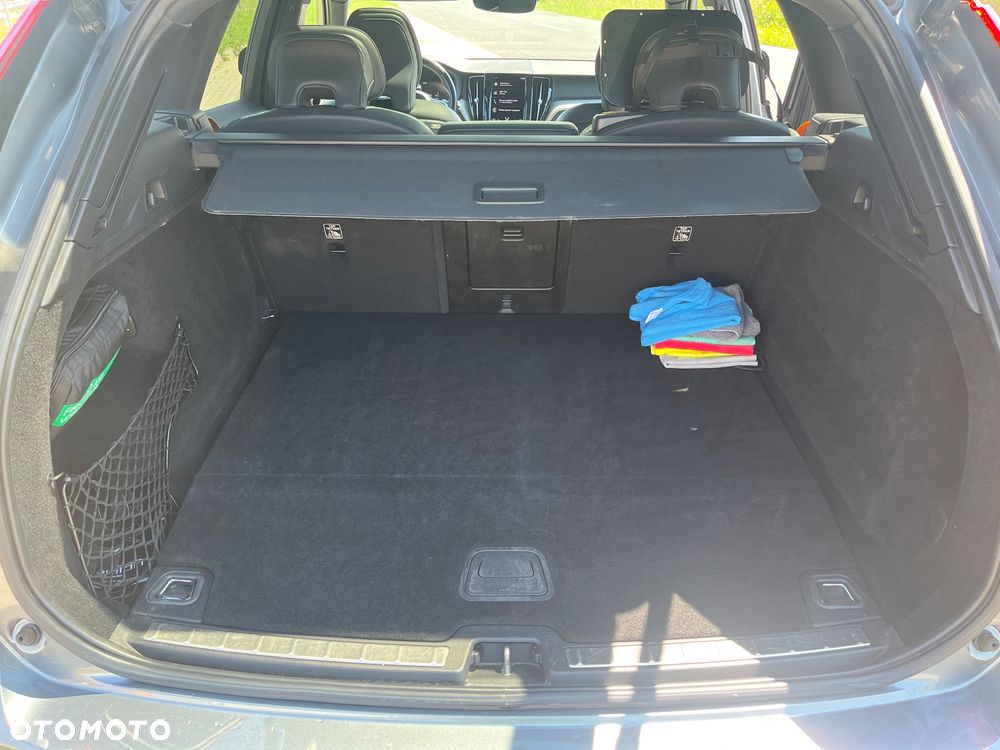 Volvo XC 60 T8 Plug-In Hybrid AWD Polestar Engineered - 24