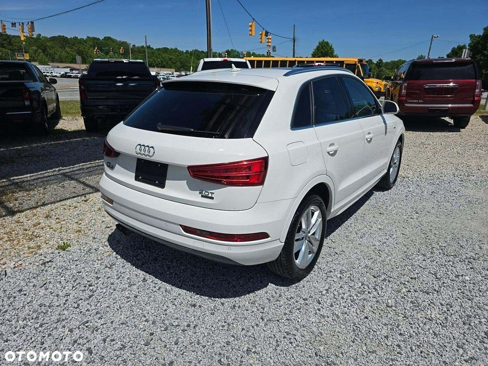 Audi Q3 2.0 TFSI Quattro S tronic - 3