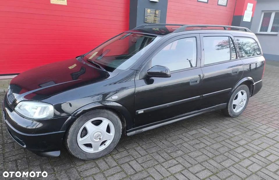 Na części Opel Astra II G kombi 2.0 Diesel lak. Z298 silnik skrzynia biegów zderzak przód tył lampa lewa prawa maska drzwi szyba czołowa karoseryjna klapa bagażnika błotnik fotel kanapa deska rozdzielcza - 1