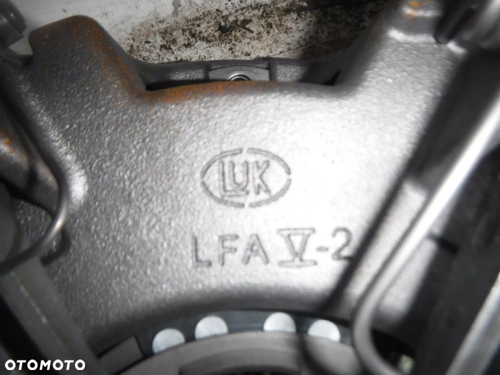 docisk sprzęgła nowy luk case JX 1060, JX 1070, JX 1075 ; NEW HOLLAND TN55, TN60, TN65, TN70, TN75 STEYR 360 - 3