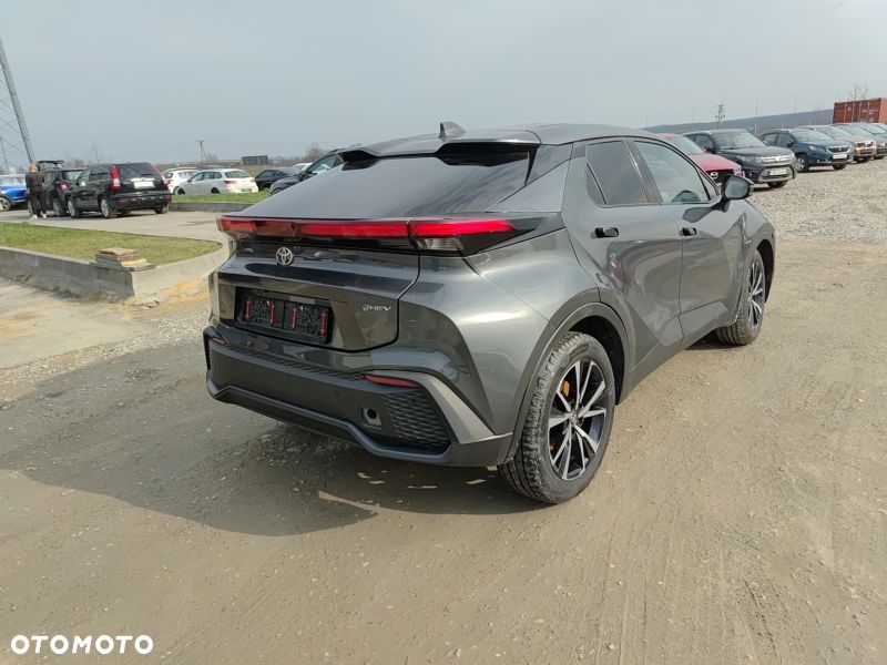Toyota C-HR - 16