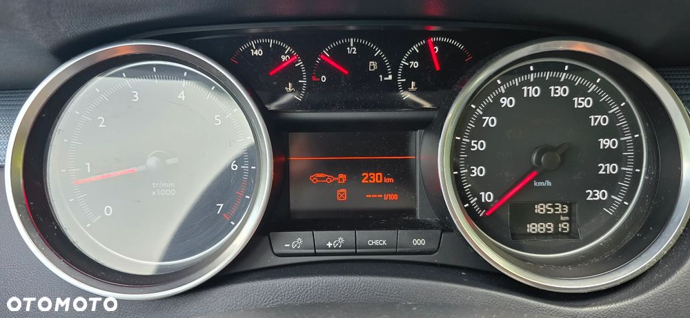 Peugeot 508 1.6 T Active - 10