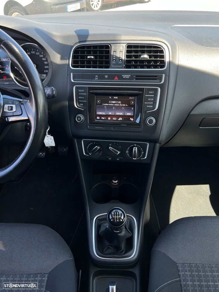 VW Polo 1.4 TDi BlueMotion - 16