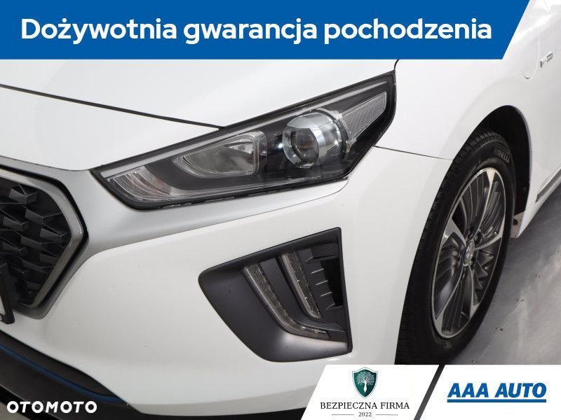 Hyundai IONIQ - 23
