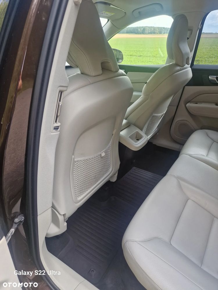 Volvo XC 60 B4 D AWD Inscription - 10