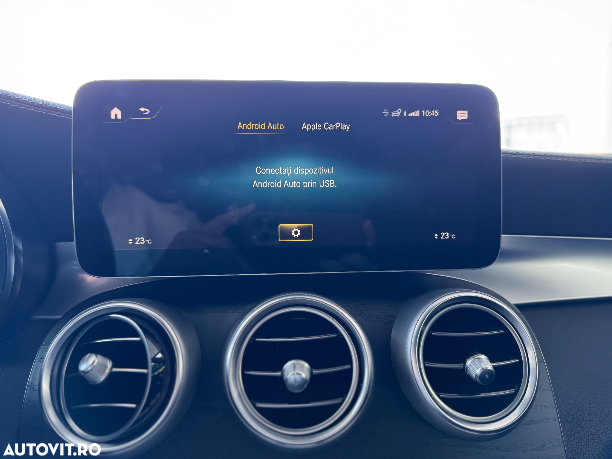 Mercedes-Benz GLC Coupe 300 e 4Matic 9G-TRONIC AMG Line Plus - 25