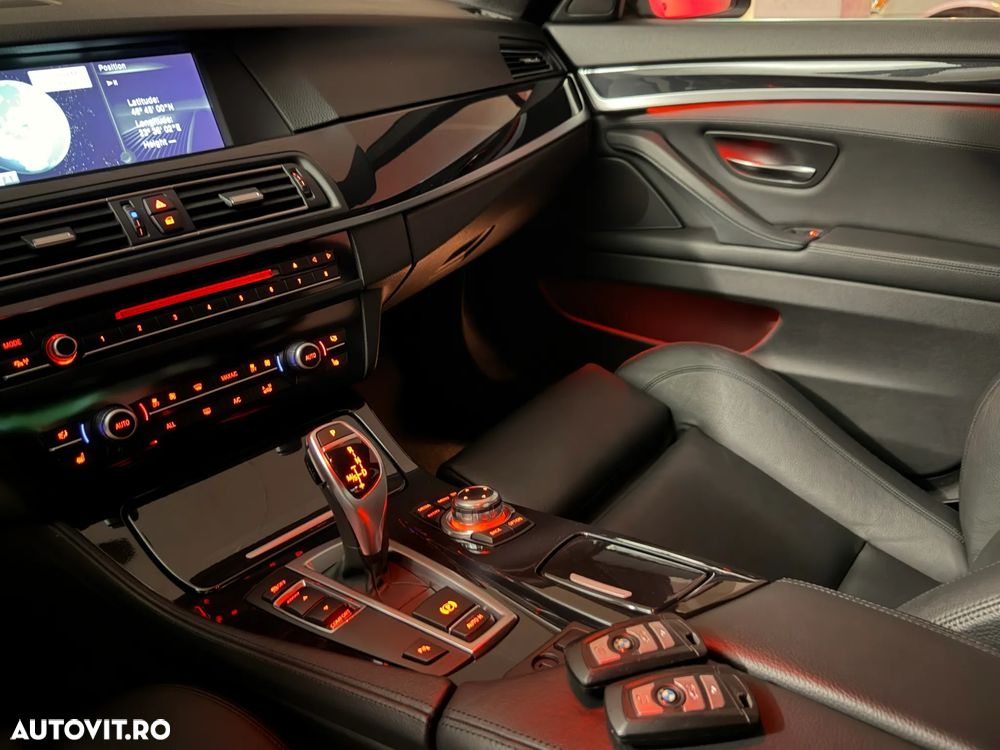 BMW Seria 5 520d Aut. - 26