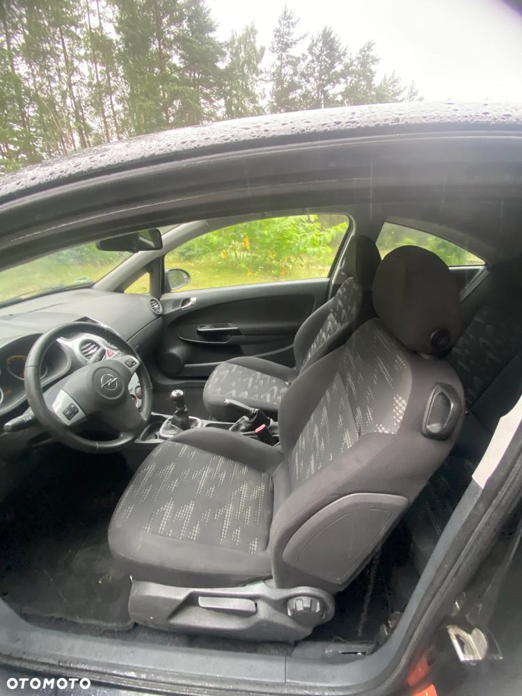 Opel Corsa 1.4 16V Sport - 15