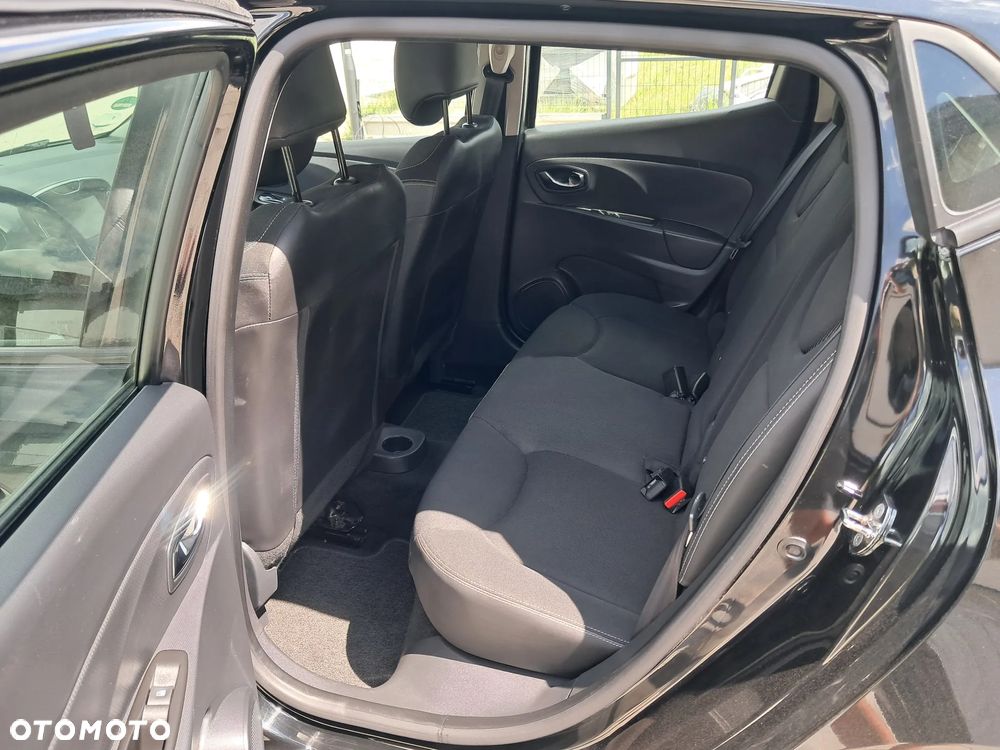 Renault Clio 1.2 16V 75 Business - 19