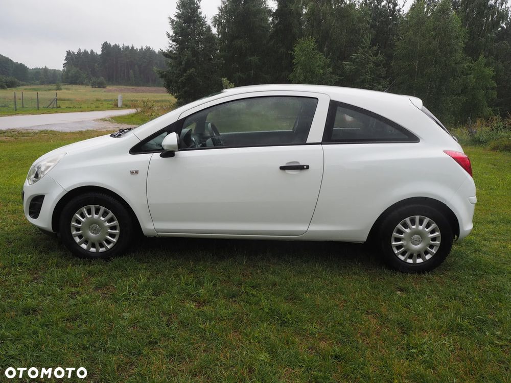 Opel Corsa 1.2 16V Essentia - 5