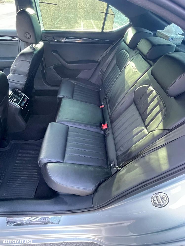 Skoda Superb 2.0 TDI 4X4 DSG L&K - 10