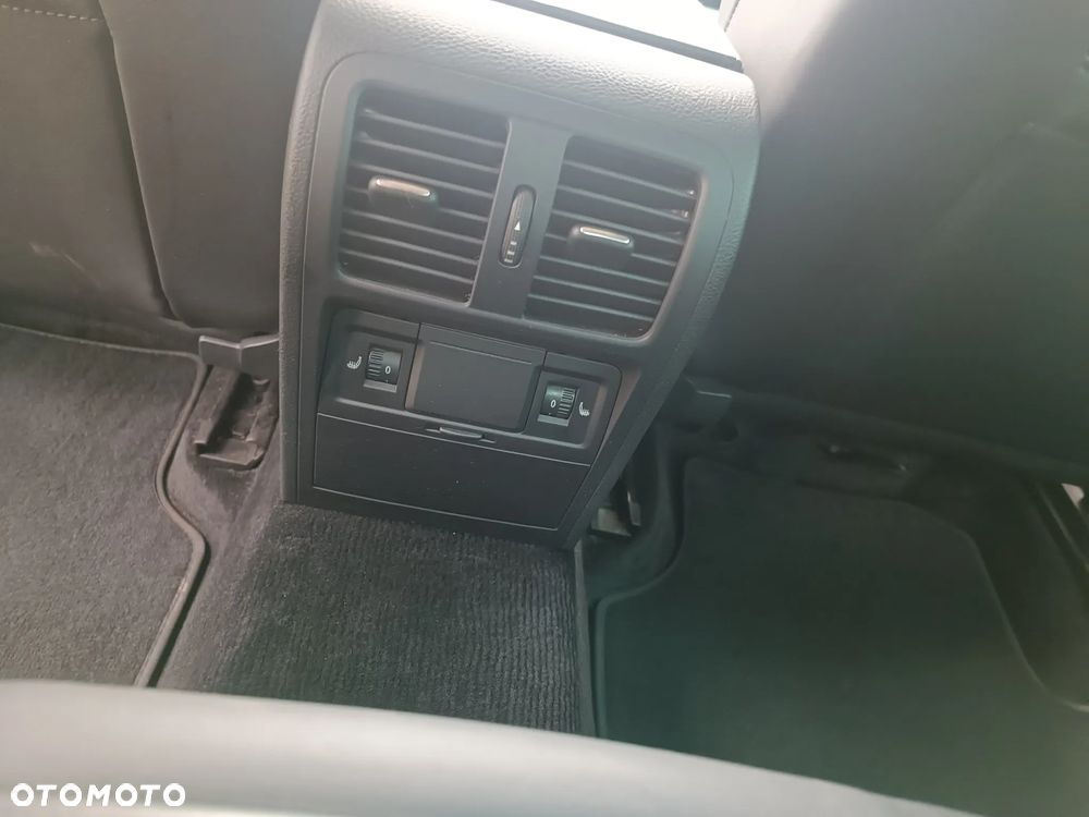 Volkswagen Passat CC 3.6 V6 4Mot DSG - 15
