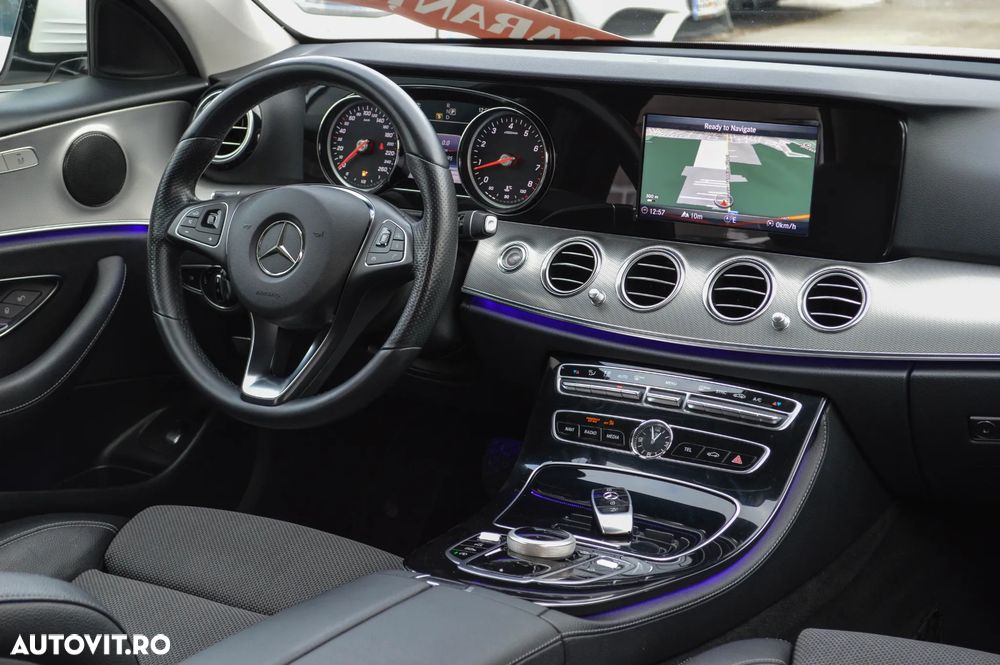 Mercedes-Benz E 200 4Matic 9G-TRONIC Avantgarde - 4
