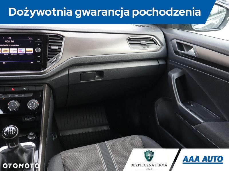 Volkswagen T-Roc - 9