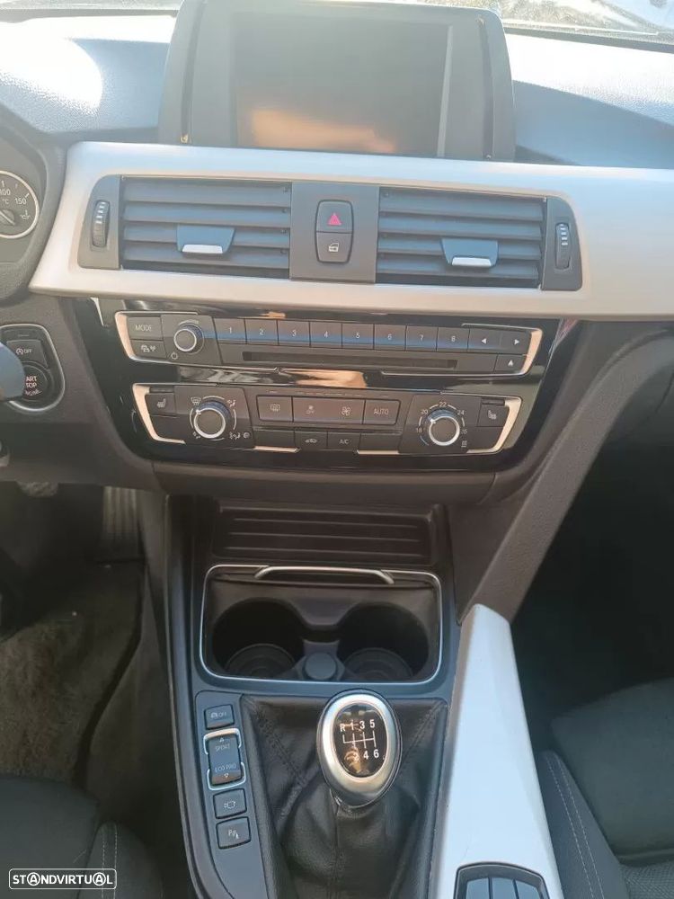 BMW 320 d Edition Luxury Line Purity - 21