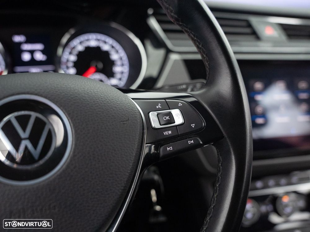 VW Touran 2.0 TDI Confortline - 19