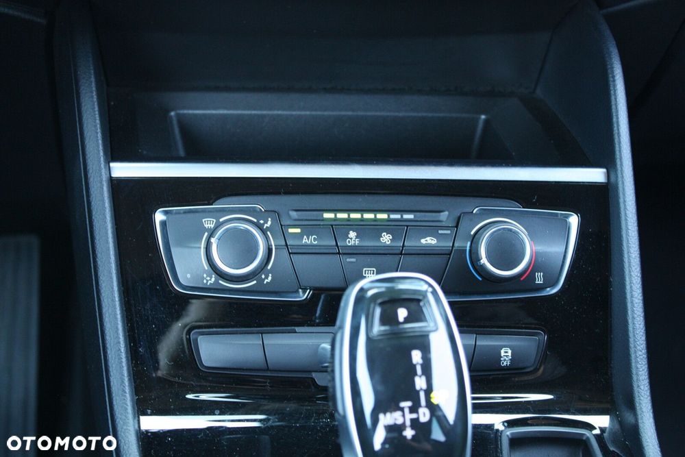 BMW Seria 2 218i GPF - 31