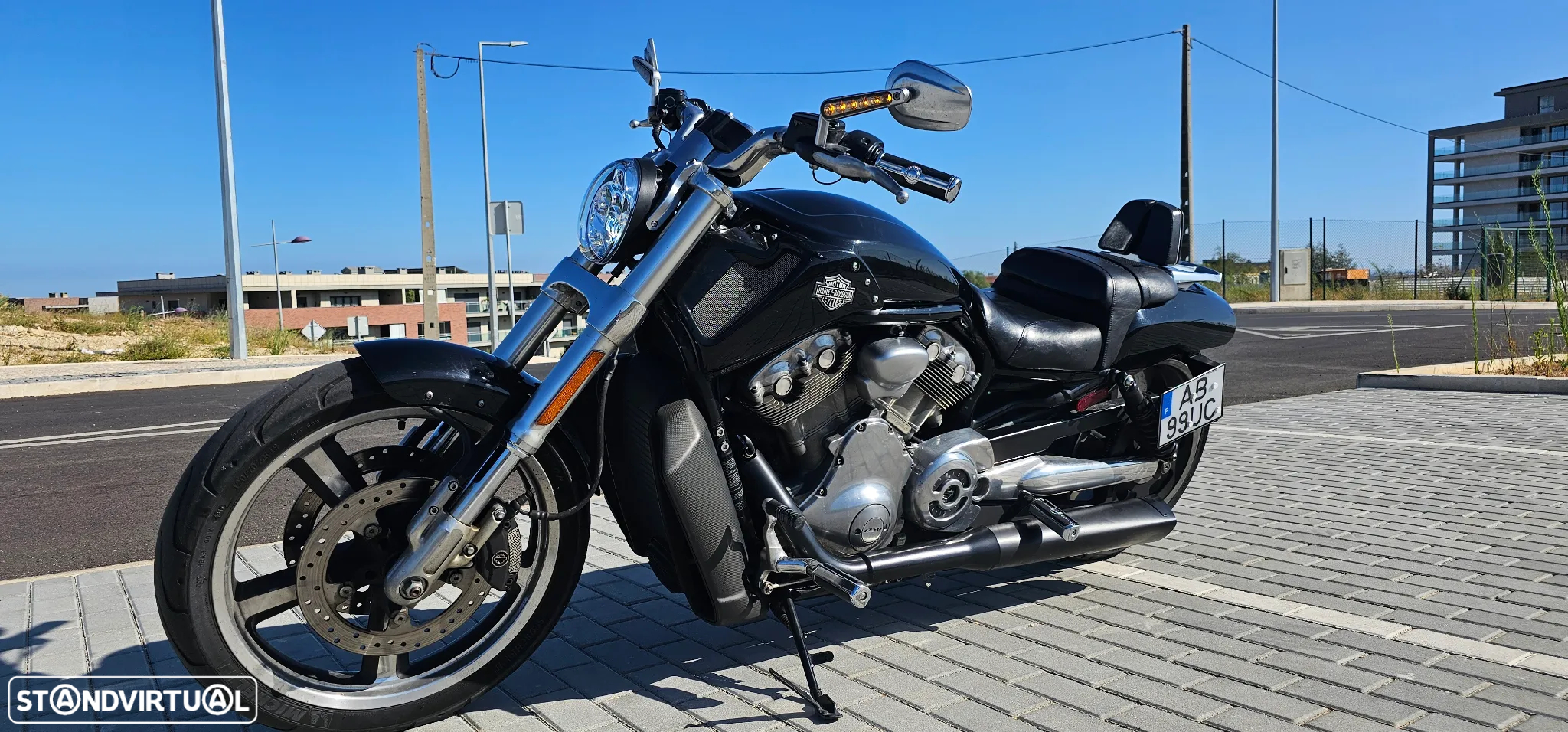 Harley-Davidson VRSCF VROD MUSCLE - 12