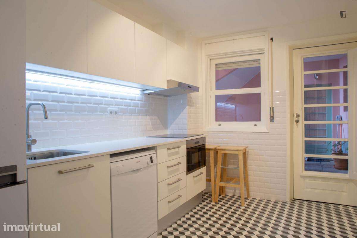 Quarto - localizado em Cedofeita Porto - Grande imagem: 2/24