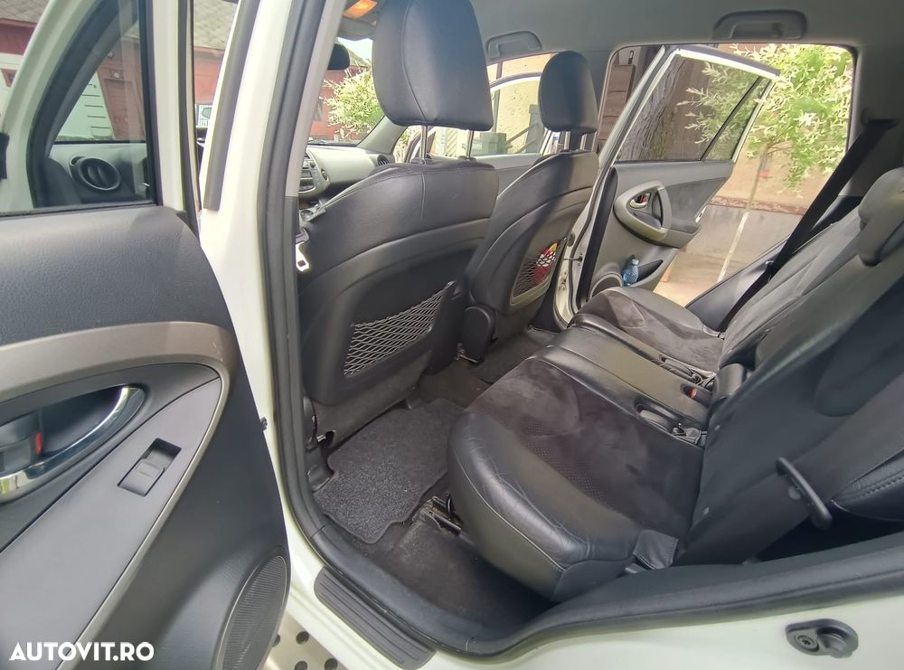 Toyota RAV4 2.2 D-CAT 4x4 Travel - 7