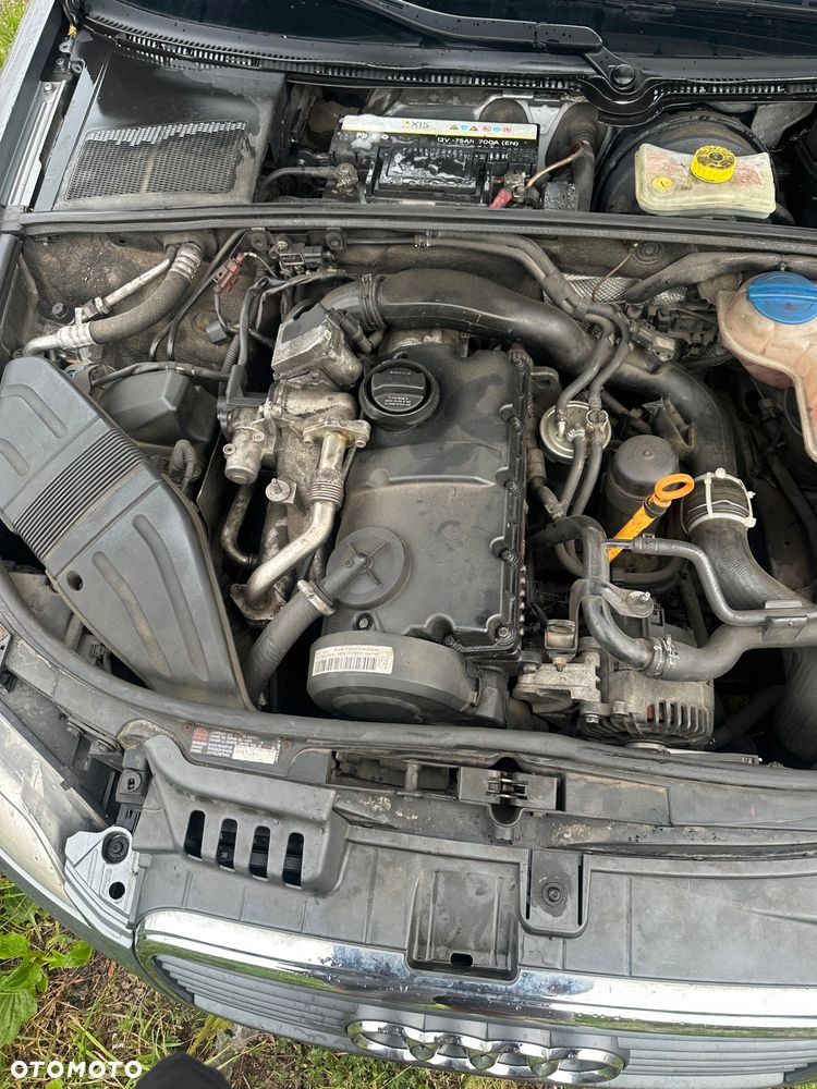 Audi A4 Avant 2.0 TDI - 9