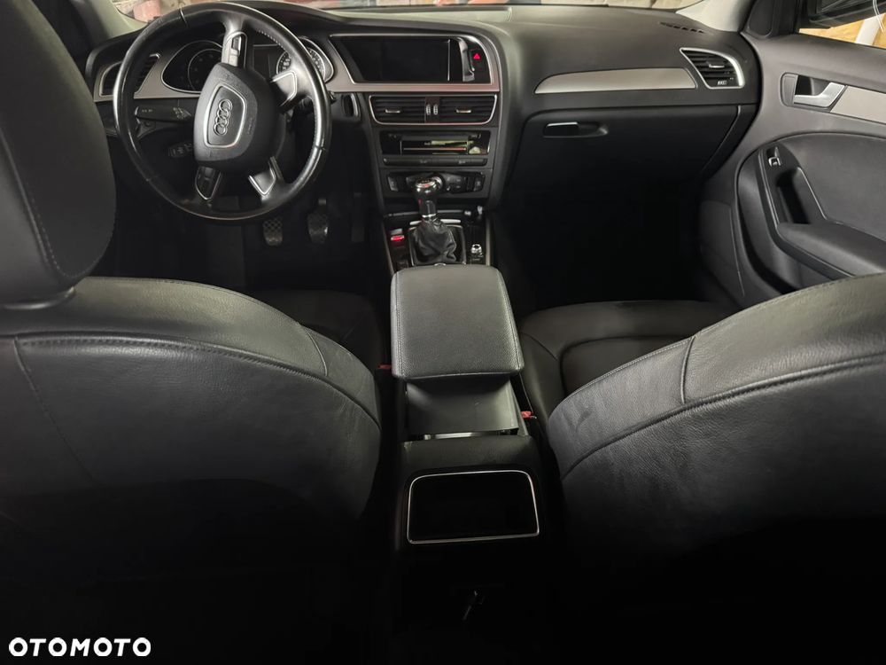 Audi A4 Limousine 1.8 TFSI Ambiente - 15