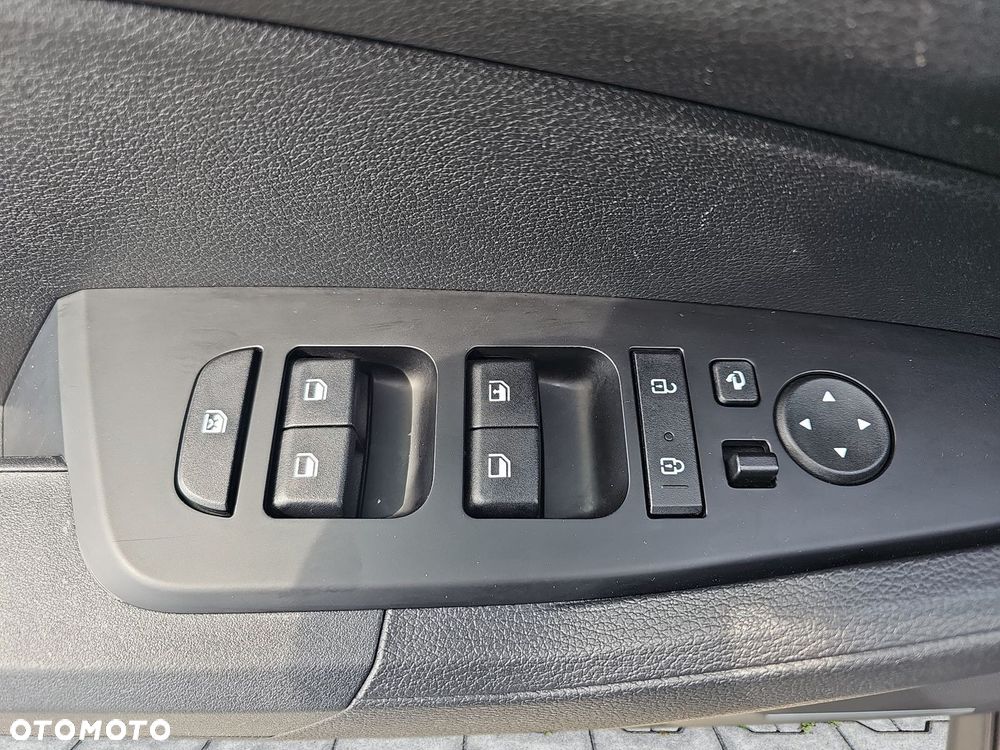 Kia Sportage 1.6 T-GDI MHEV M 2WD DCT - 9