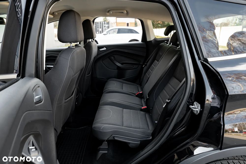 Ford Kuga 1.5 EcoBoost 2x4 Titanium - 20