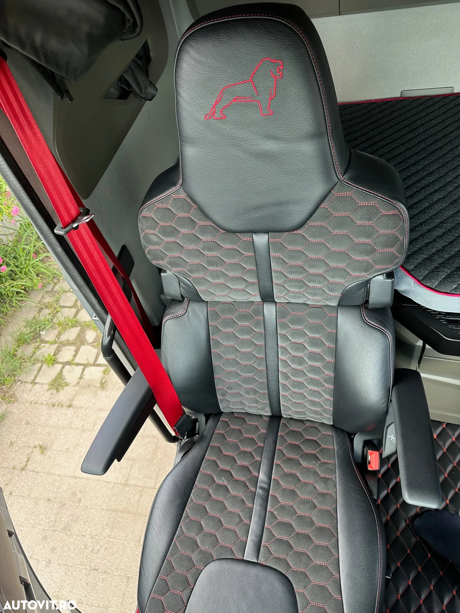 MAN TGX 510 GX  Individual Lion S Exclusive - 28