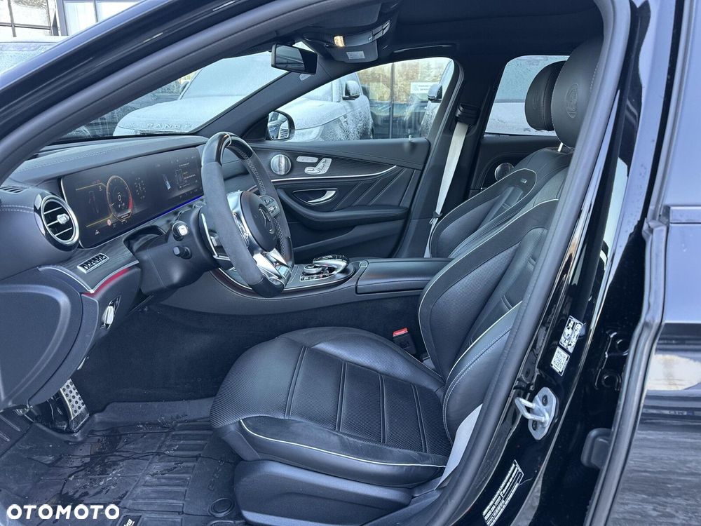 Mercedes-Benz Klasa E - 9