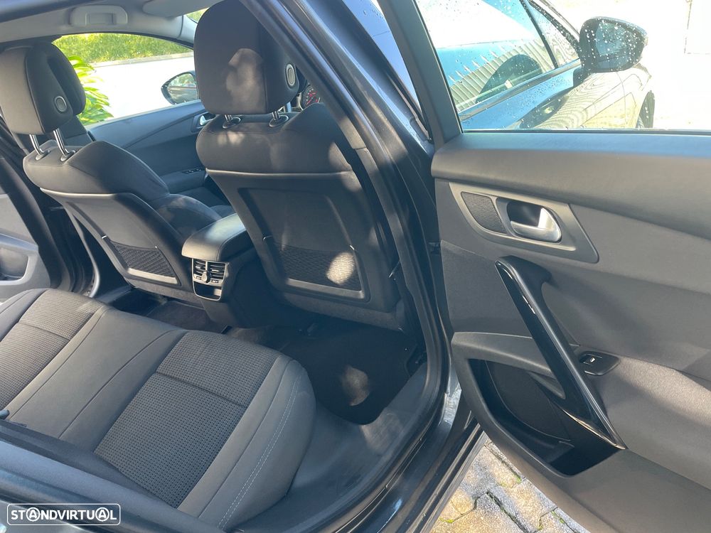 Peugeot 508 SW 1.6 BlueHDi Active - 21