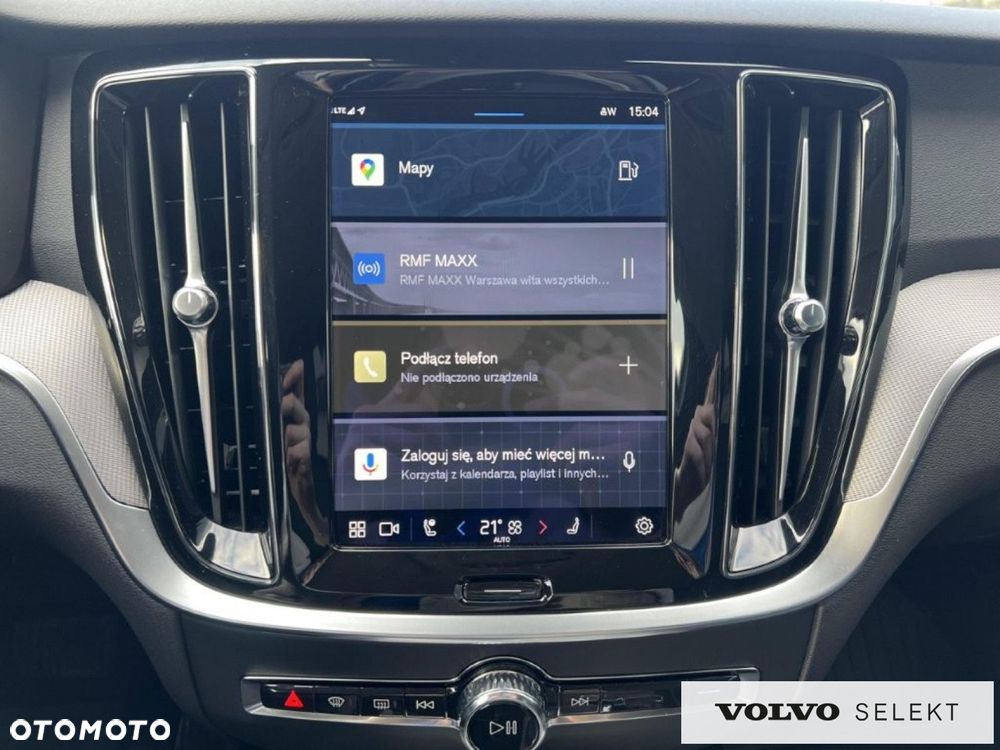 Volvo V60 Cross Country - 20