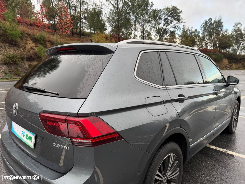 VW Tiguan Allspace 2.0 TDI Highline DSG - 29